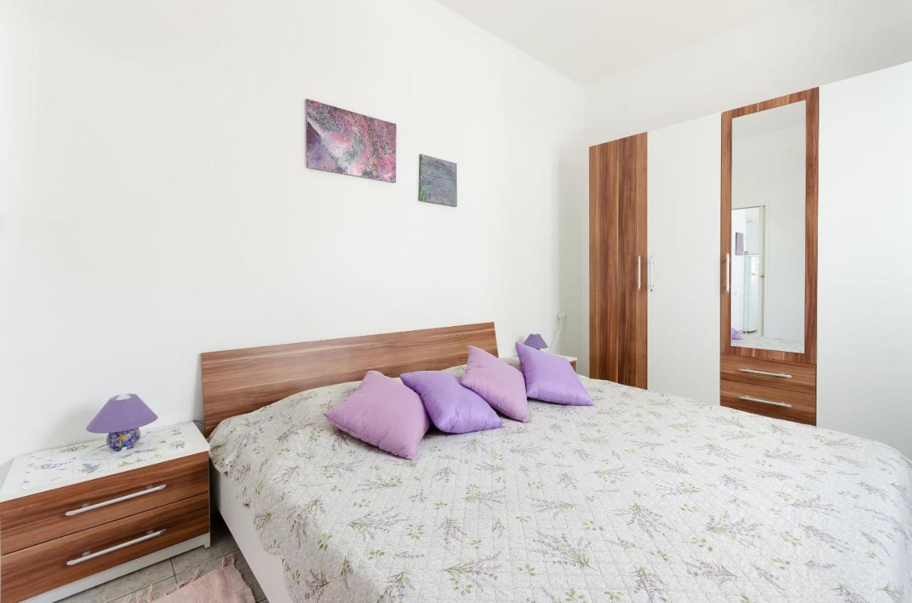 Apartments Ines Banjol エクステリア 写真